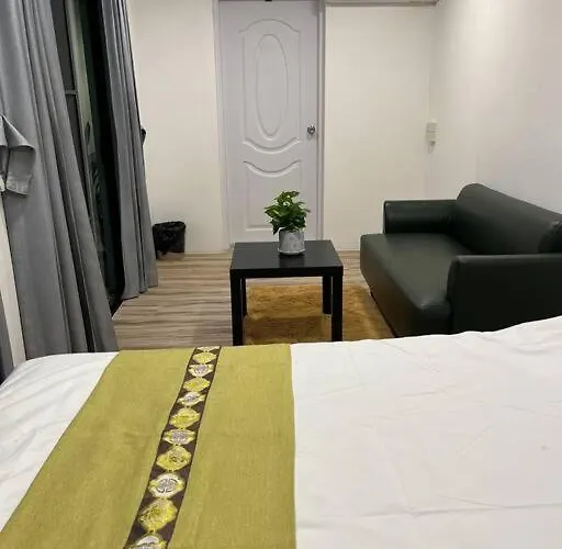 Vakantiehuis 独立庭院 花园式的两卧两卫民宿 近mrt 2